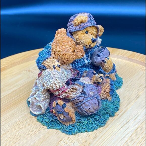 Boyd’s Bears & Friends Football Buddies from 1995 in mint condition with box - Picture 3 of 12